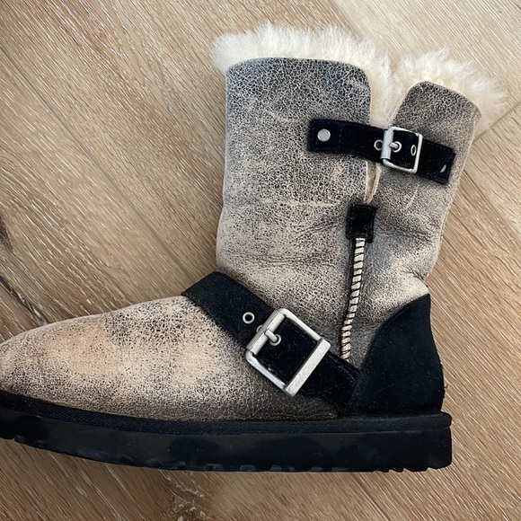 UGG Dylan ,Classic Short Dylan - Picture 4 of 8